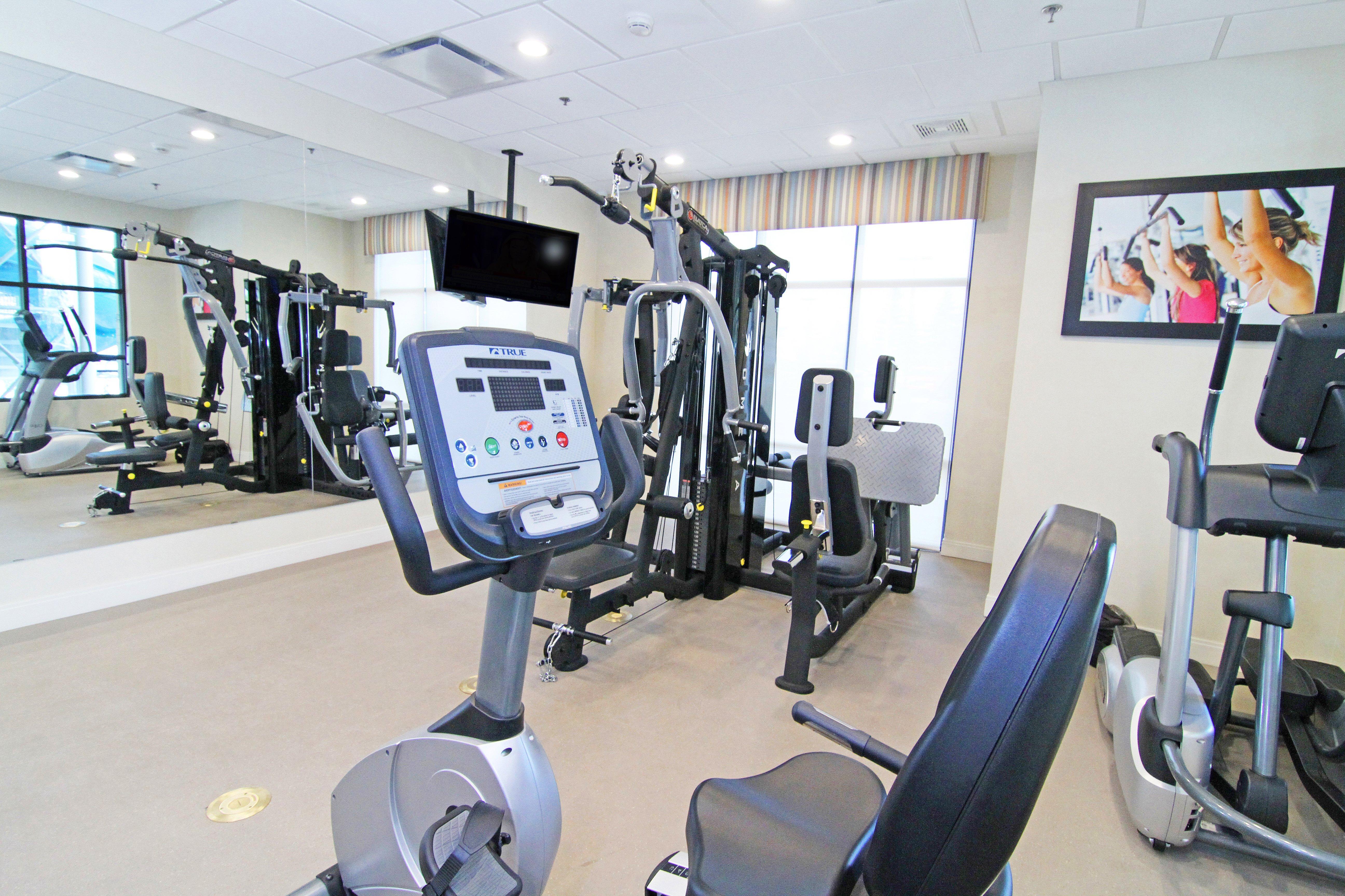 Holiday Inn Express And Suites Calgary University By Ihg Dış mekan fotoğraf