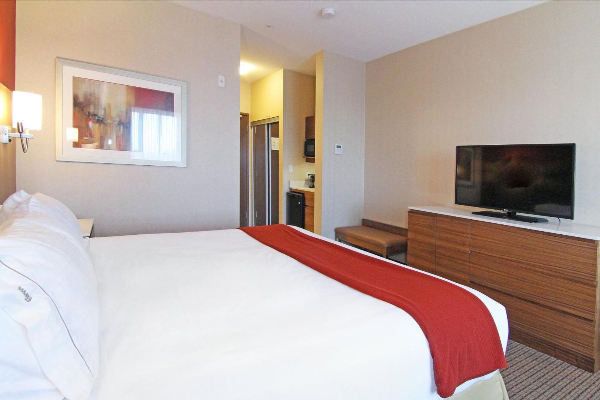 Holiday Inn Express And Suites Calgary University By Ihg Dış mekan fotoğraf